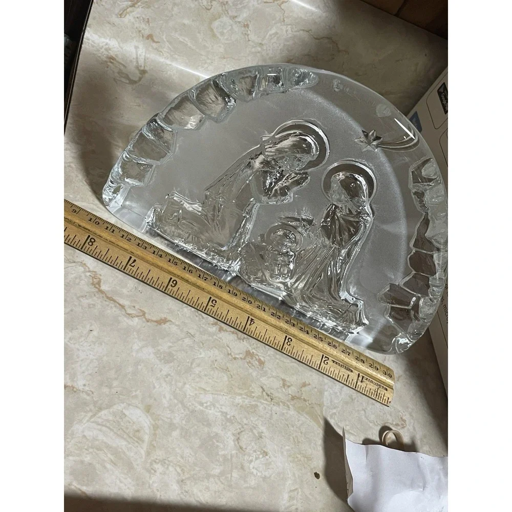 Vintage Zabkowice Clear Crystal Glass Holy Family Nativity Scene 3D Relief‎